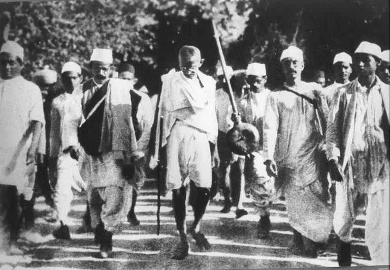 Unfamiliar Side of Gandhi: On State and Non violence