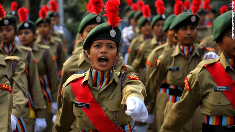 women in army